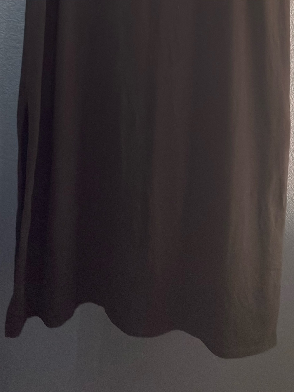 Classic Short-Sleeve Black Maxi Dress - Picture 2 of 2
